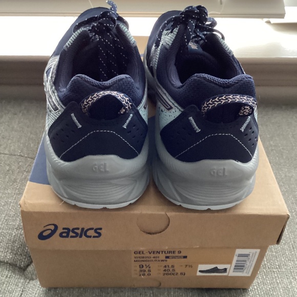 Asics Women's Venture 9 Trail Running Sneakers, size 9.5 - Picture 4 of 11